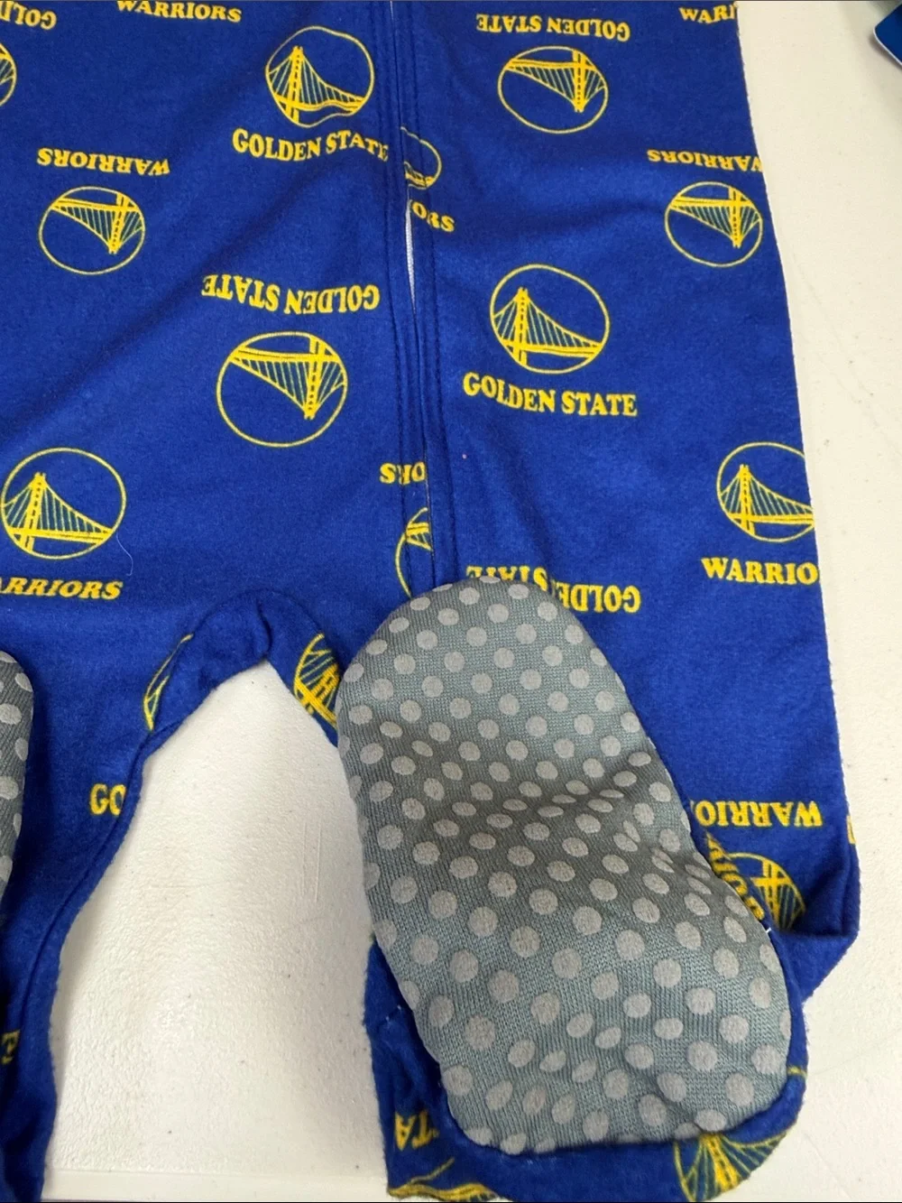 Golden State Warriors Kids Blue & Yellow One-Piece Sleep Suit size 6-9 months